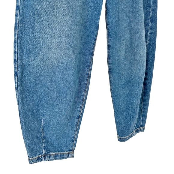 Zara Jeans Zara Horseshoe Barrel Denim Relaxed Fit Mid Rise Jeans